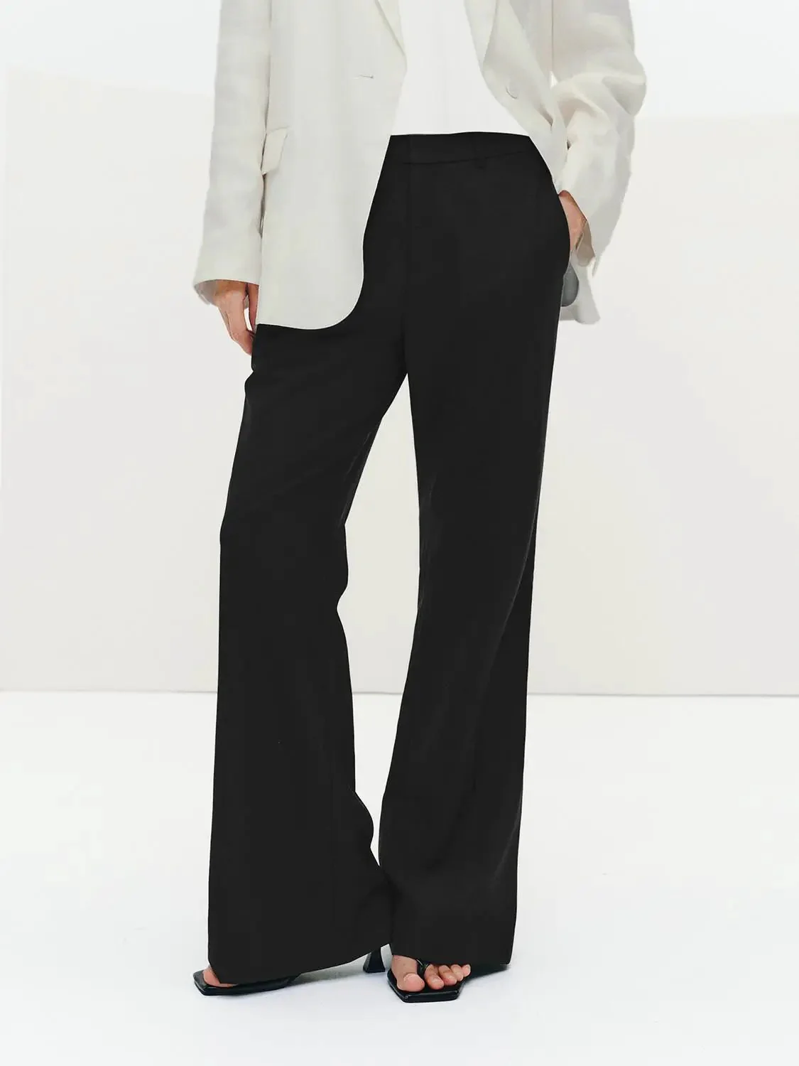 16757-tailored-flare-leg-pants-3.webp Tailored Flare Leg Pants