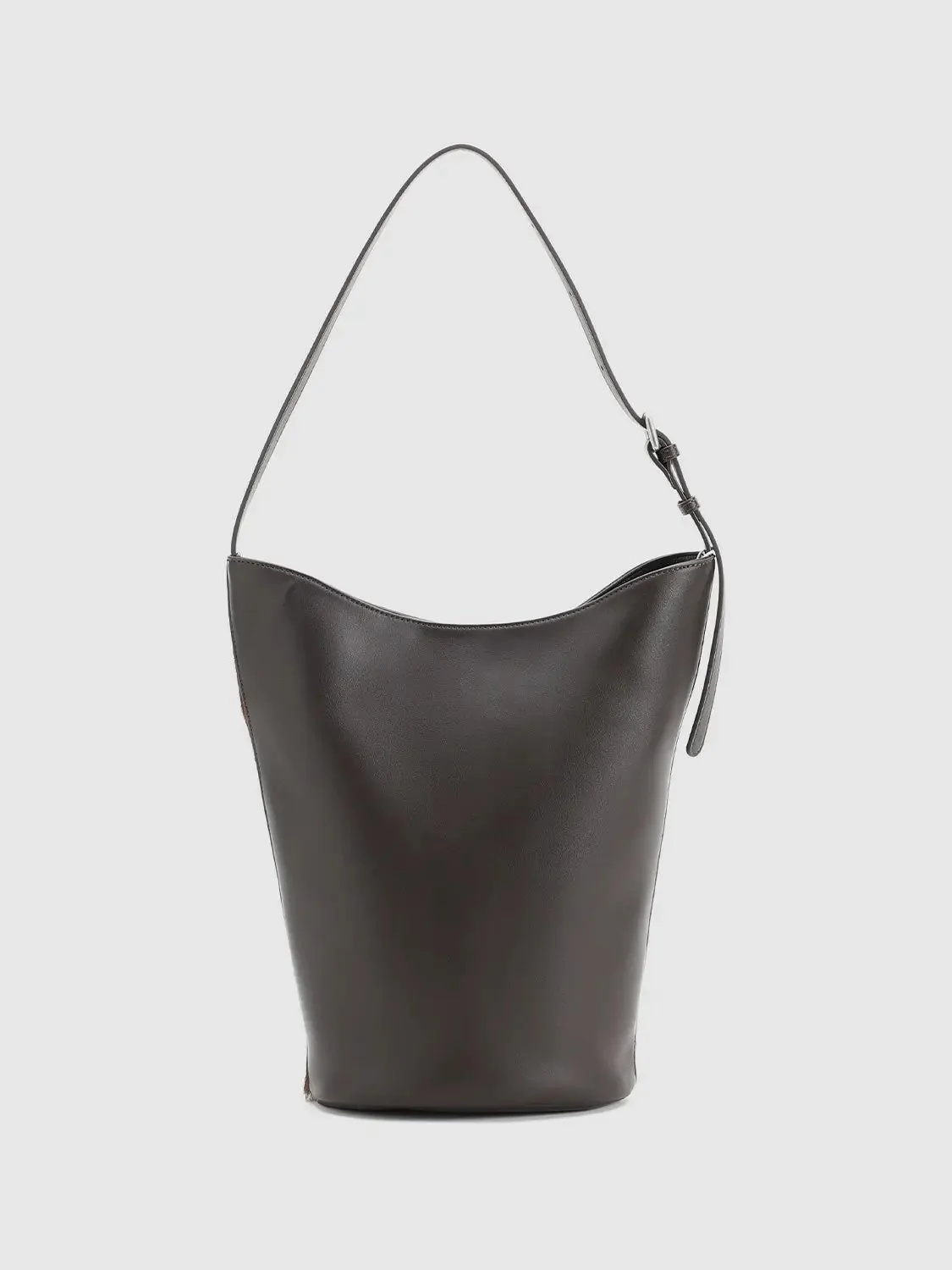 16769-cow-print-fluffy-bucket-shoulder-bags-6.webp Cow Print Fluffy Bucket Shoulder Bags