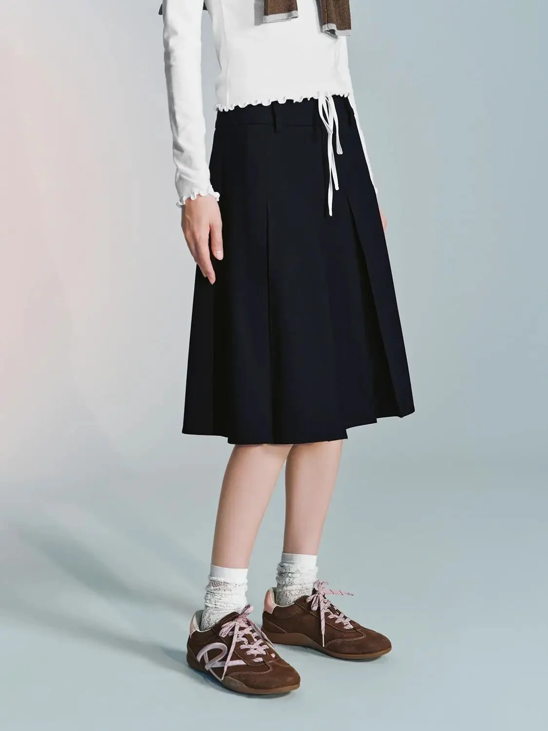 16783-contrast-trim-drawstring-pleated-a-line-mini-skirts-11.webp Contrast Trim Drawstring Pleated A-Line Mini Skirts