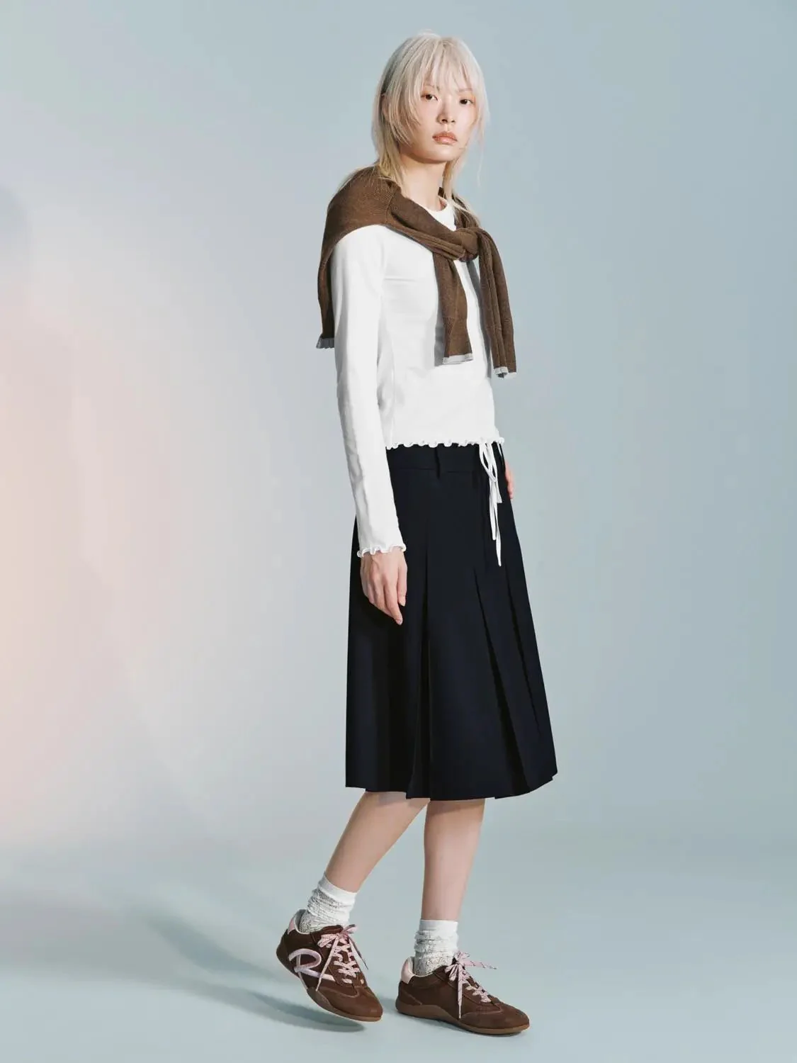 16783-contrast-trim-drawstring-pleated-a-line-mini-skirts-14.webp Contrast Trim Drawstring Pleated A-Line Mini Skirts