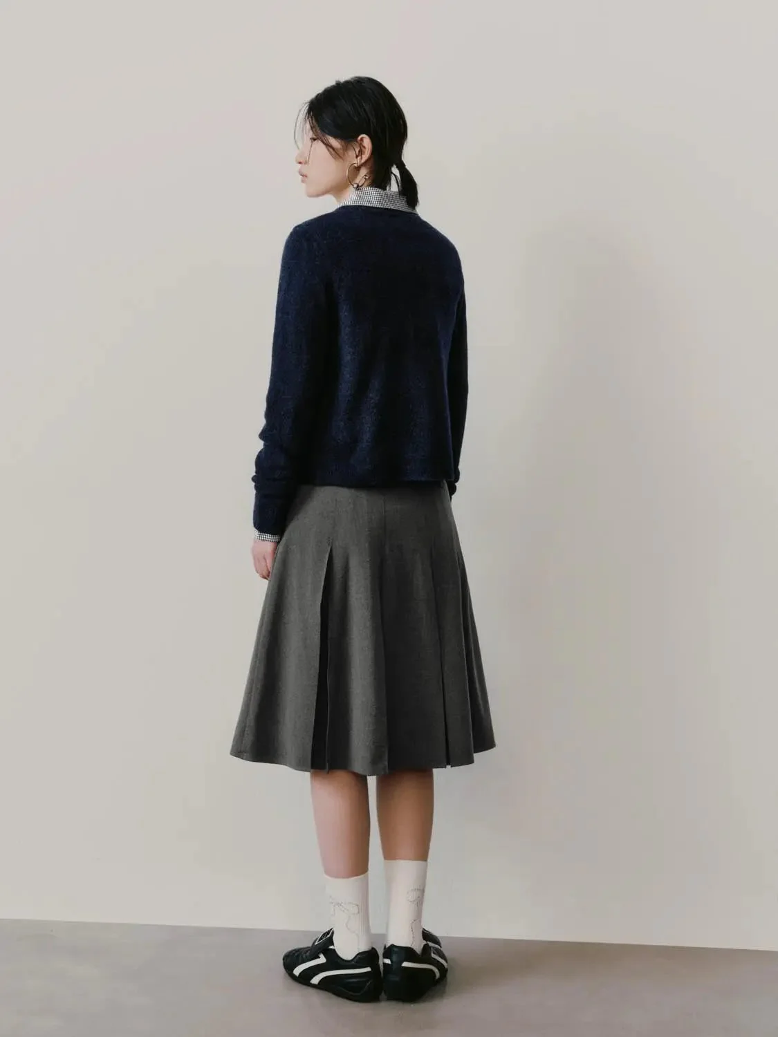 16783-contrast-trim-drawstring-pleated-a-line-mini-skirts-4.webp Contrast Trim Drawstring Pleated A-Line Mini Skirts
