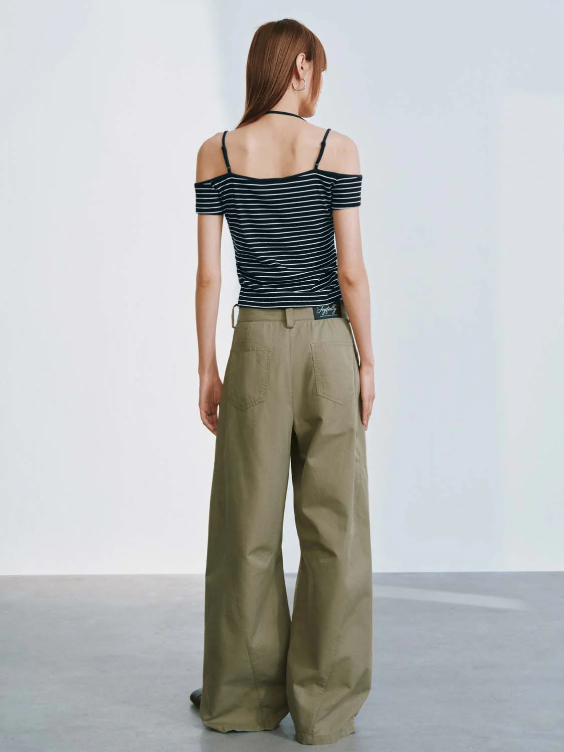 Barrel Leg Cargo Pants