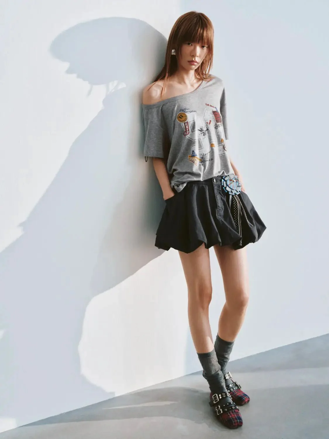 1683-lyocell-wool-blend-one-shoulder-loose-fit-t-shirt-5.webp Lyocell Wool Blend One Shoulder Loose Fit T Shirt