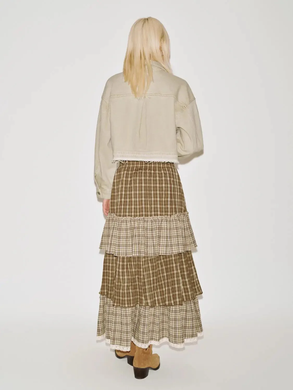 16842-ruffle-trim-contrast-check-tiered-a-line-midi-skirts-4.webp Ruffle Trim Contrast Check Tiered A-Line Midi Skirts