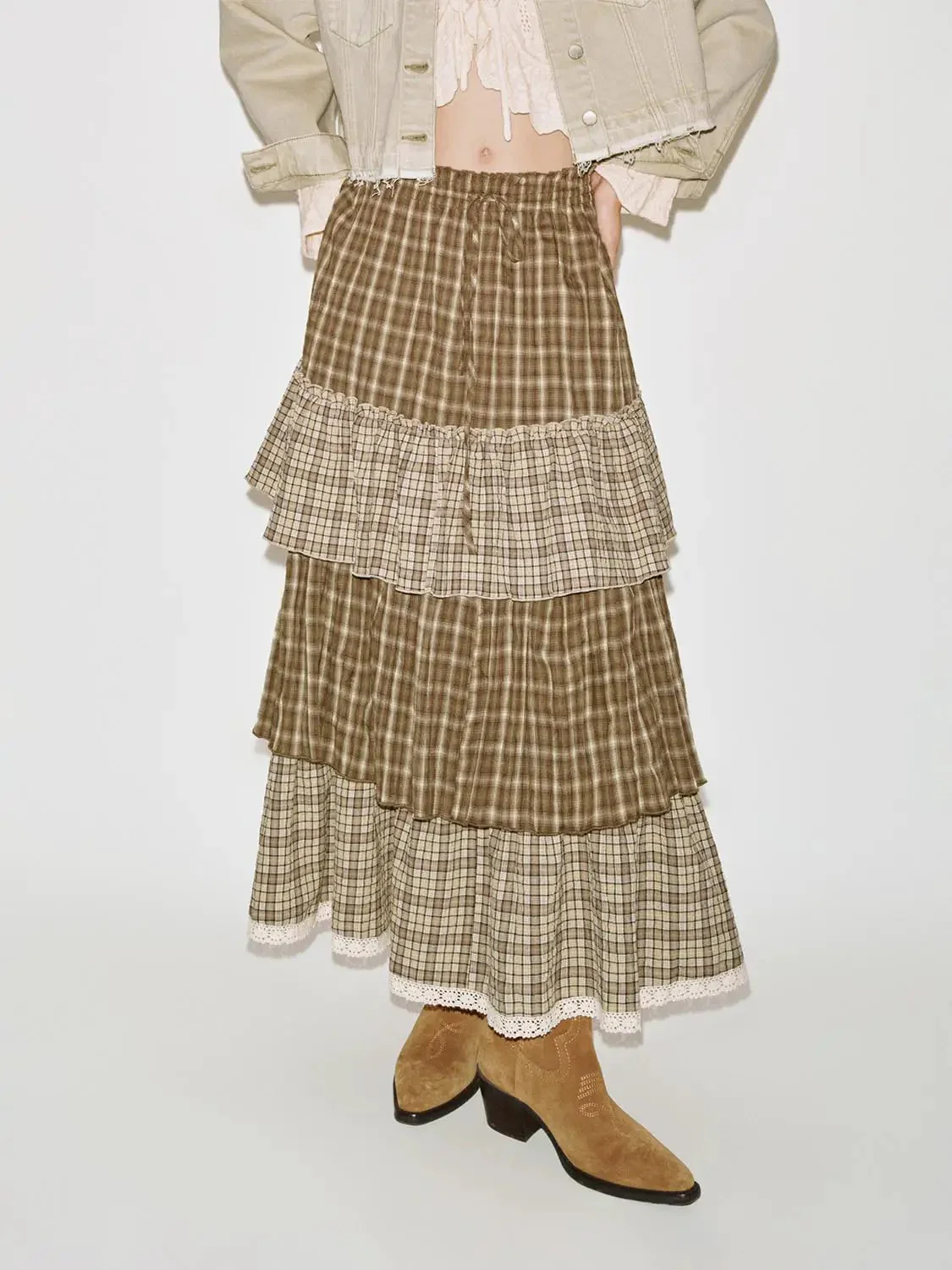16842-ruffle-trim-contrast-check-tiered-a-line-midi-skirts-9.webp Ruffle Trim Contrast Check Tiered A-Line Midi Skirts