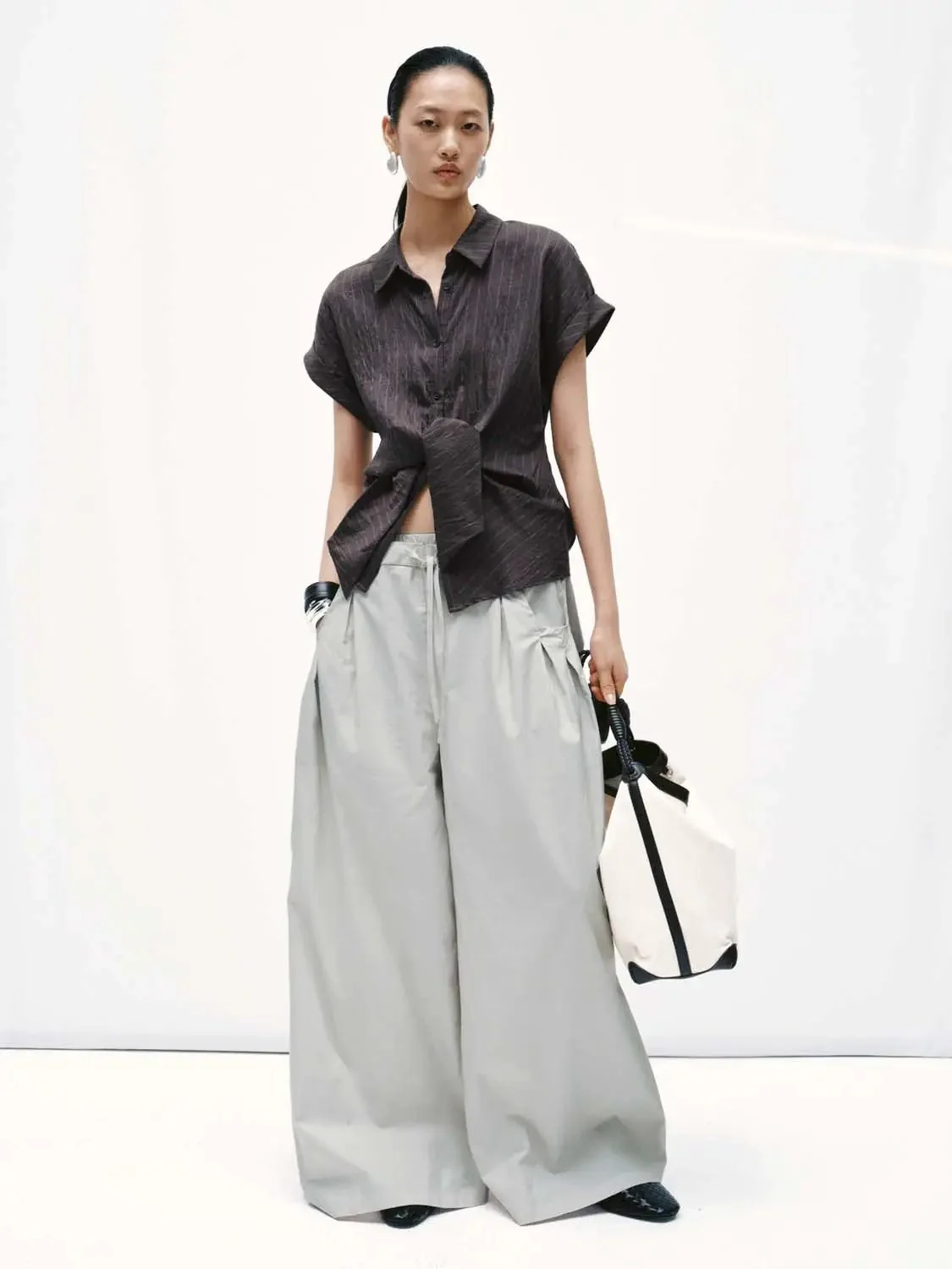 16853-tie-waist-striped-short-sleeve-shirts-4.webp Tie-Waist Striped Short Sleeve Shirts