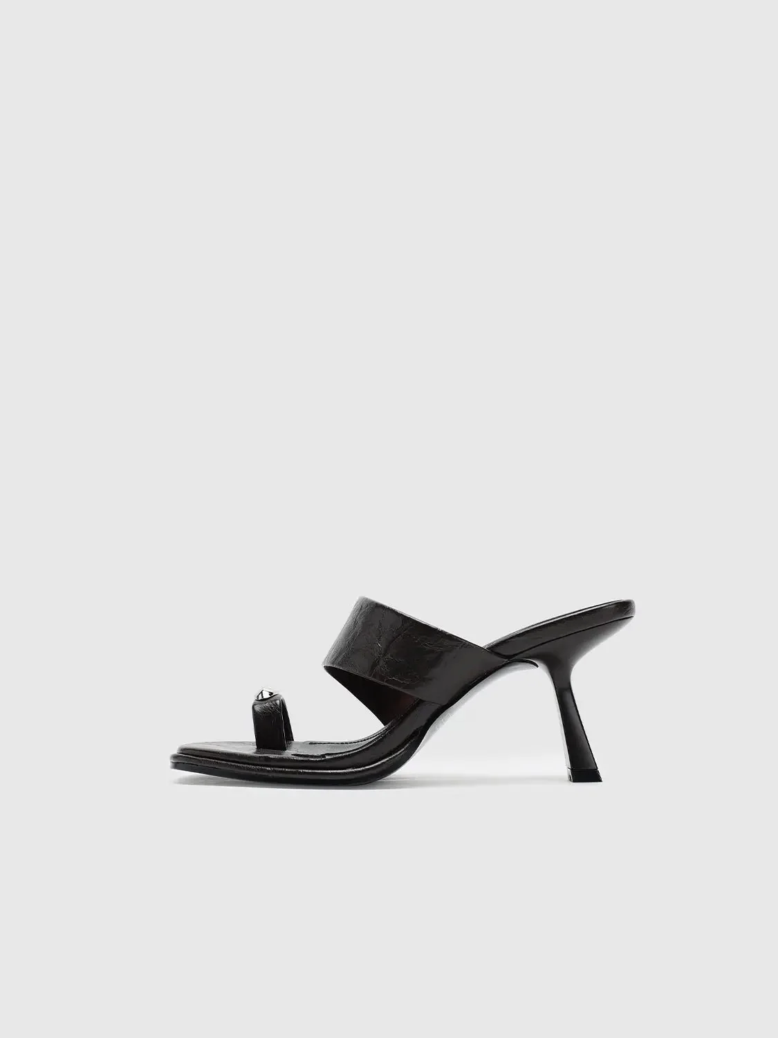 16884-heeled-slip-on-strappy-slippers-2.webp Heeled Slip-On Strappy Slippers