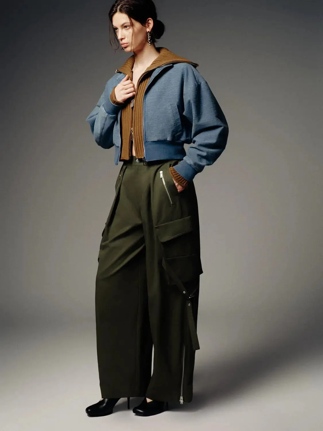 16907-flap-pocket-wide-leg-cargo-pants-5.webp Flap Pocket Wide Leg Cargo Pants