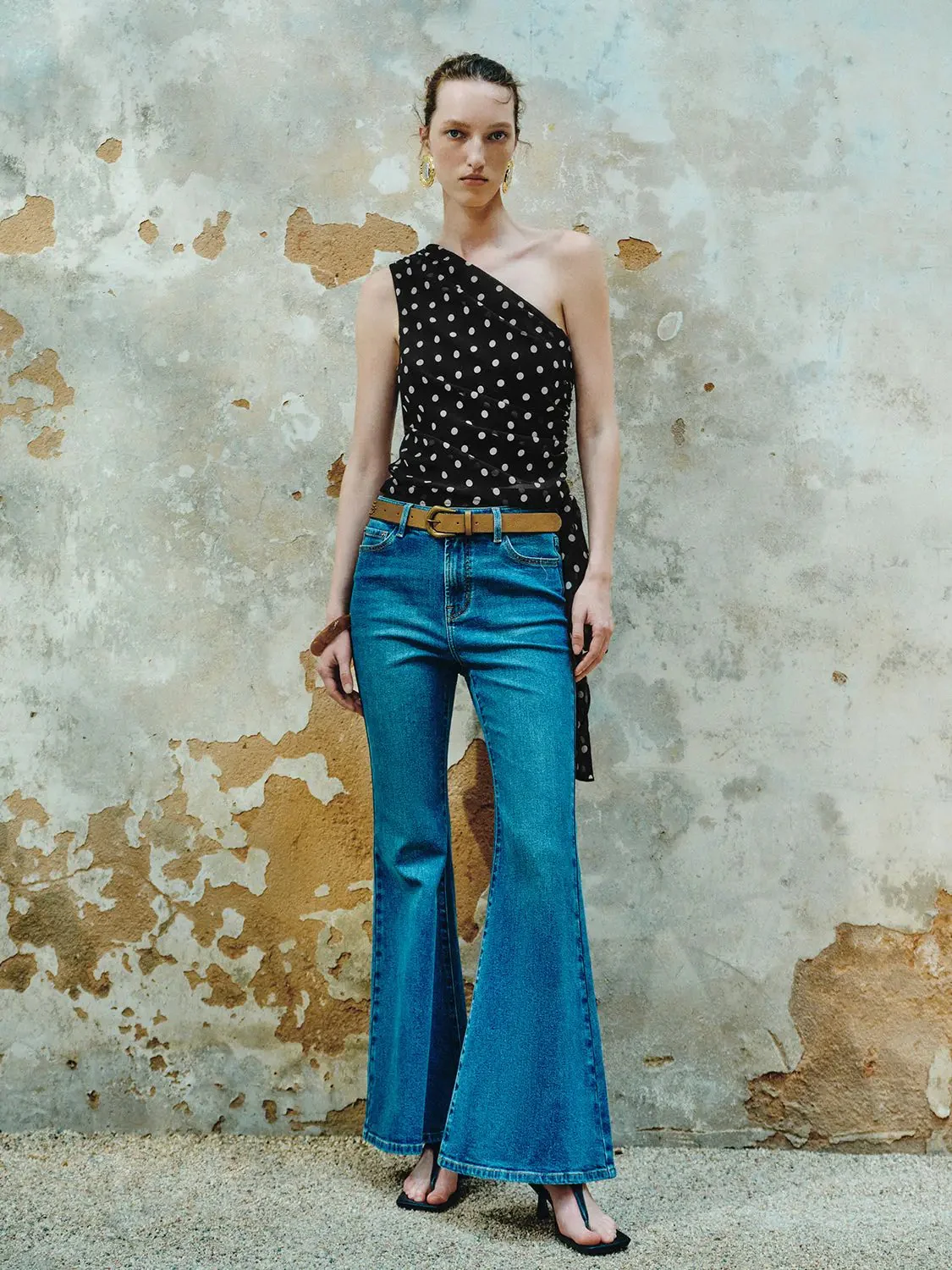 1695-chic-one-shoulder-polka-dot-draped-statement-blouse-4.webp Chic One-Shoulder Polka Dot Draped Statement Blouse
