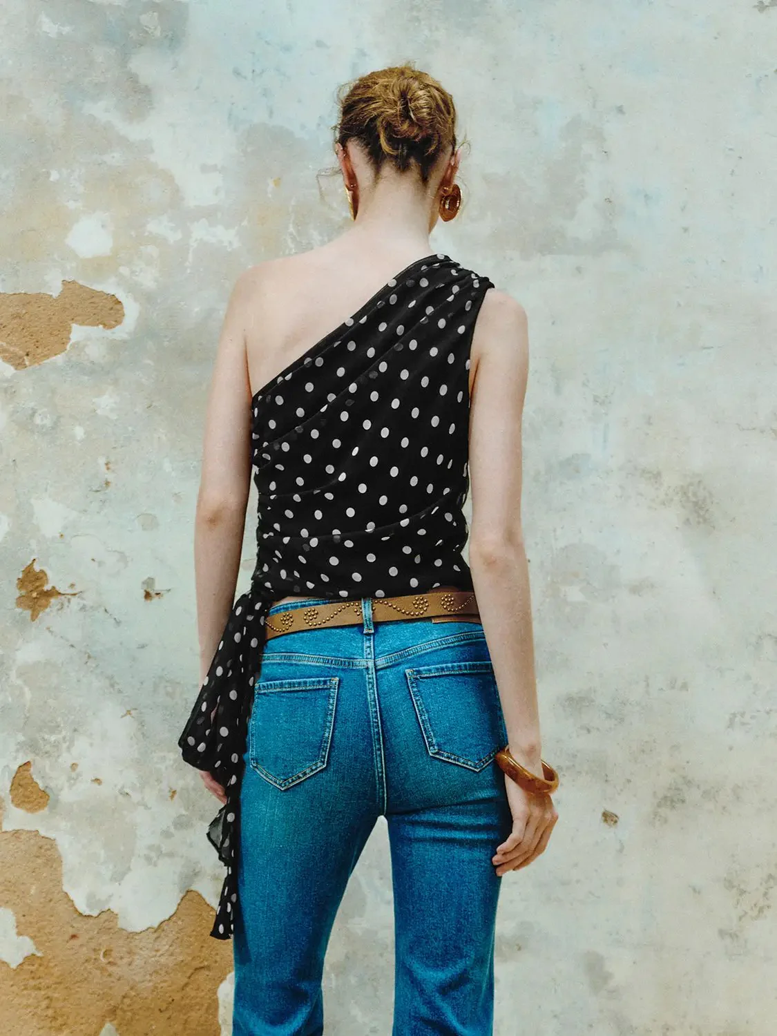 1695-chic-one-shoulder-polka-dot-draped-statement-blouse-5.webp Chic One-Shoulder Polka Dot Draped Statement Blouse