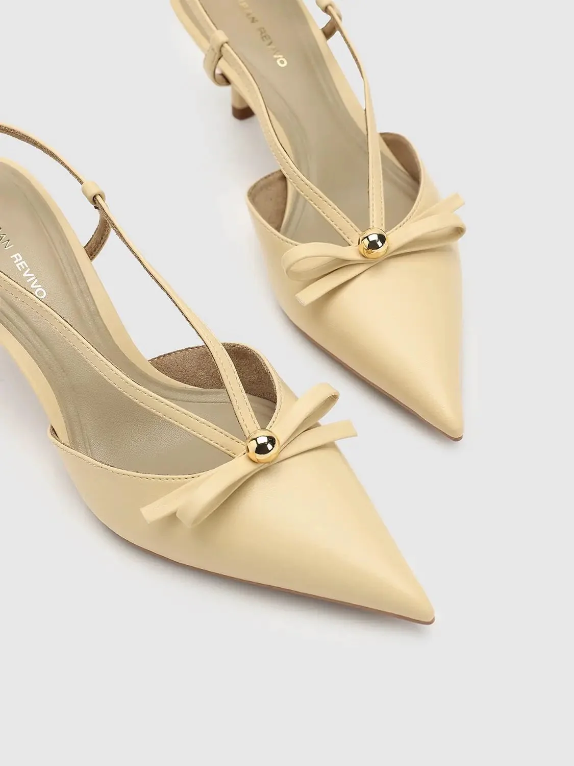 Bow Detail Point Toe Heeled Slingbacks