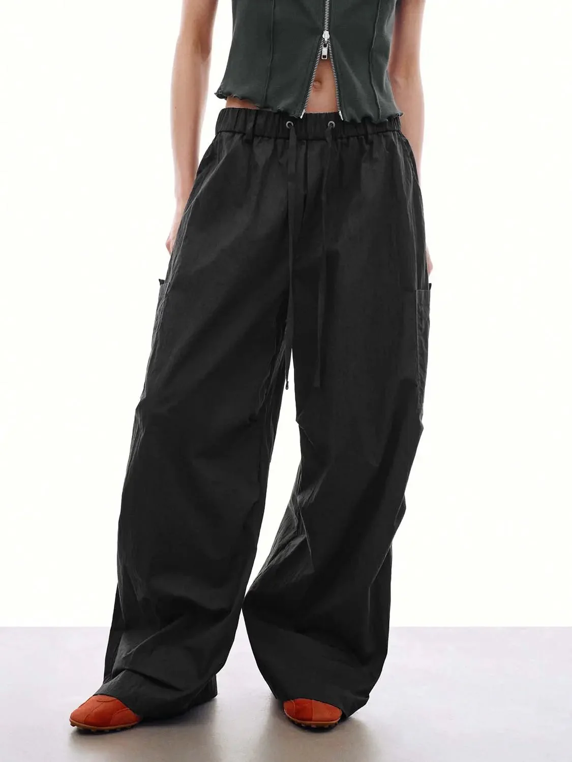 17001-drawstring-pull-on-patch-pocket-barrel-leg-pants-casual-everyday-1.webp Drawstring Pull On Patch Pocket Barrel Leg Pants Casual Everyday