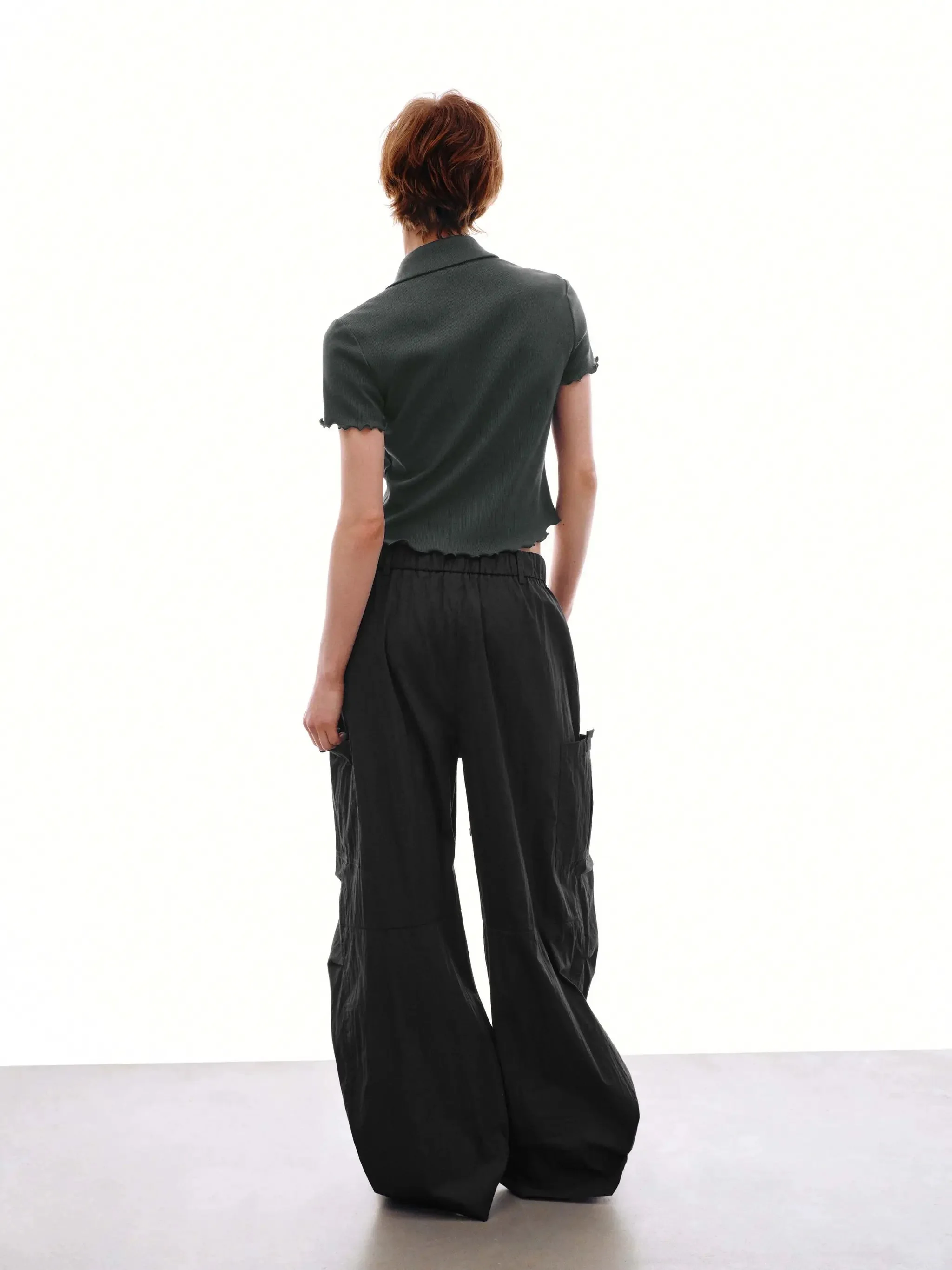 17001-drawstring-pull-on-patch-pocket-barrel-leg-pants-casual-everyday-7.webp Drawstring Pull On Patch Pocket Barrel Leg Pants Casual Everyday
