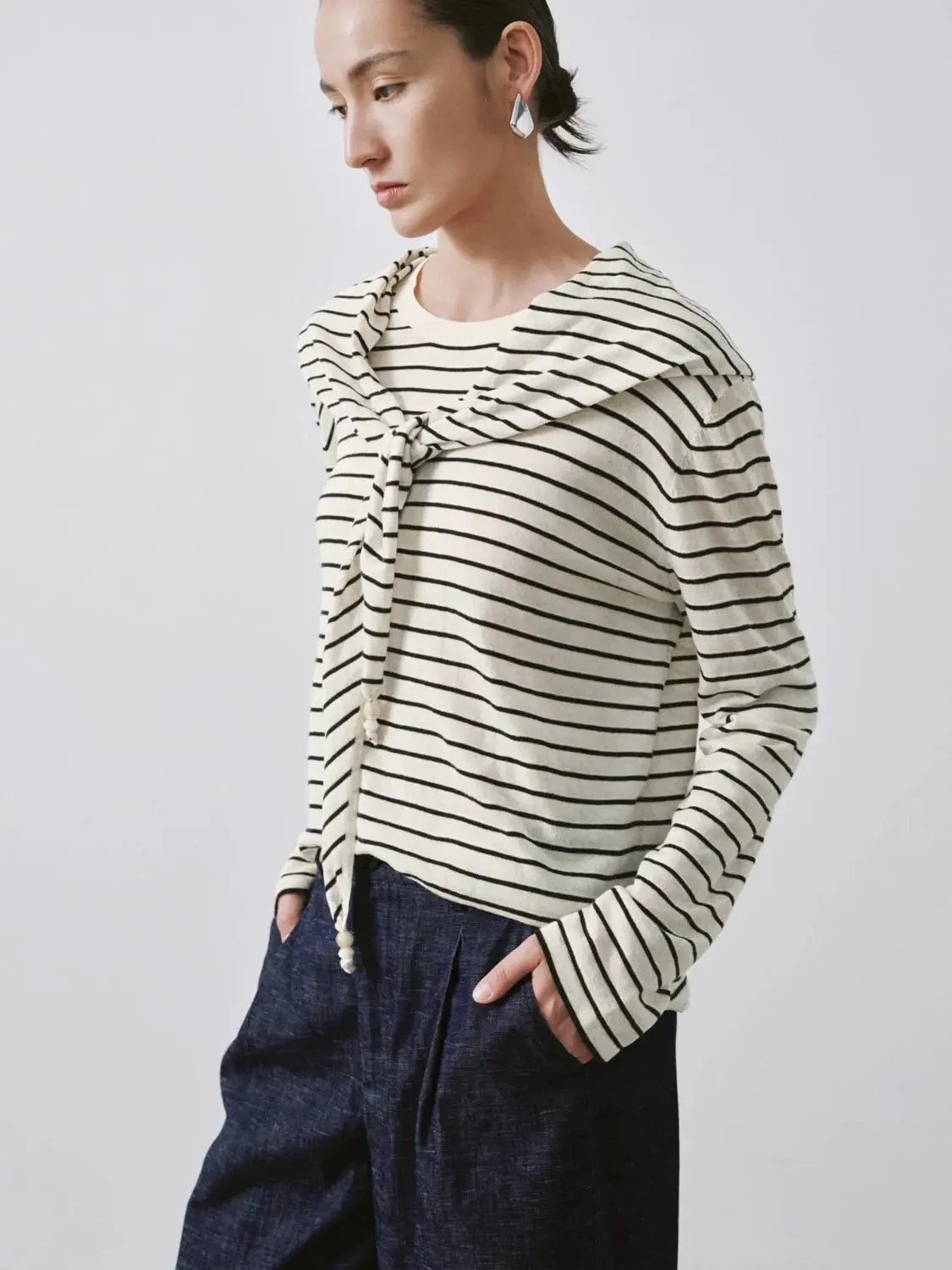 17066-shawl-detail-striped-long-sleeve-knitted-t-shirts-2.webp Shawl Detail Striped Long Sleeve Knitted T-Shirts