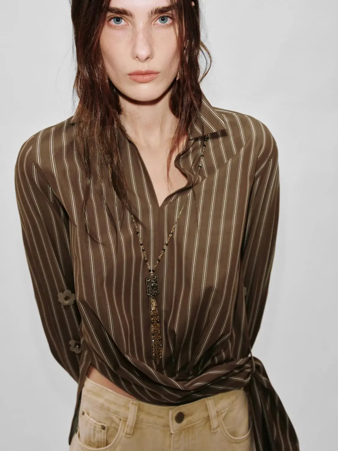 17108-striped-contrast-tie-front-overhead-shirts-3.webp Striped Contrast Tie-Front Overhead Shirts