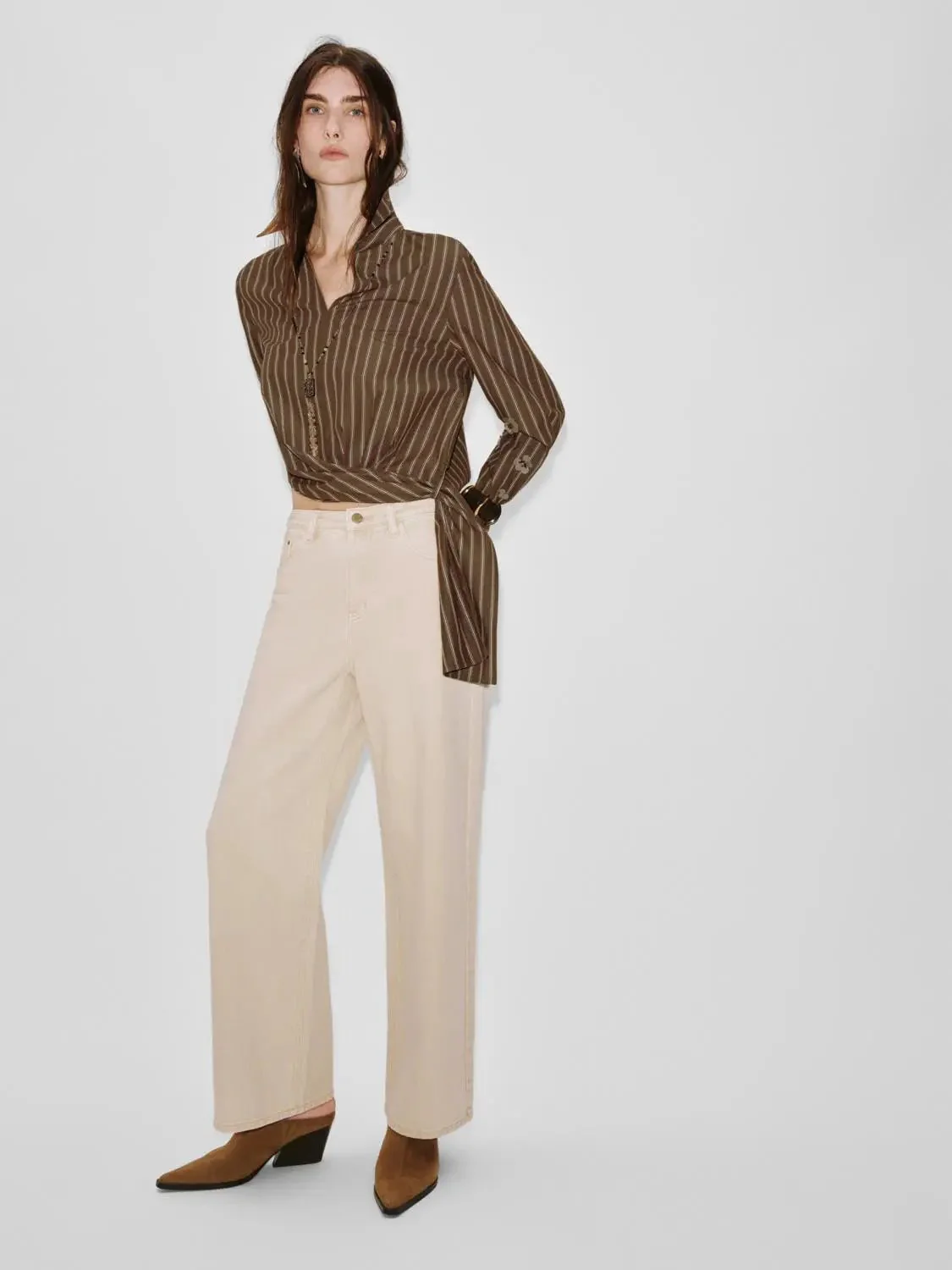 17108-striped-contrast-tie-front-overhead-shirts-5.webp Striped Contrast Tie-Front Overhead Shirts