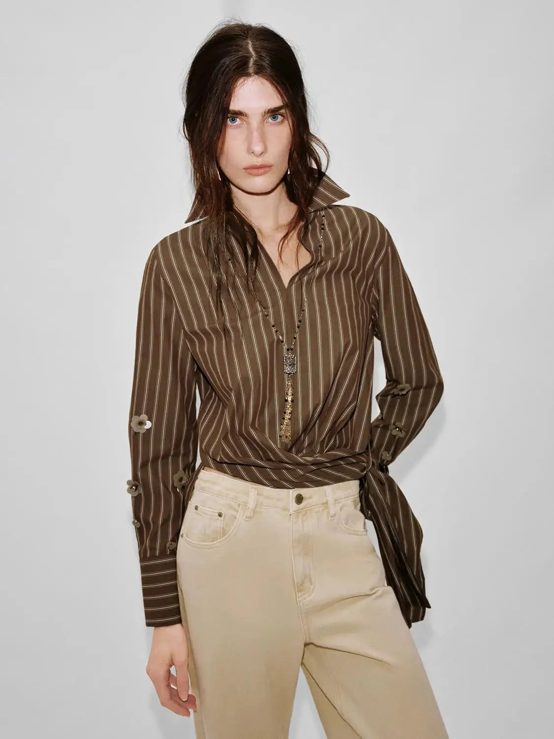 17108-striped-contrast-tie-front-overhead-shirts-9.webp Striped Contrast Tie-Front Overhead Shirts