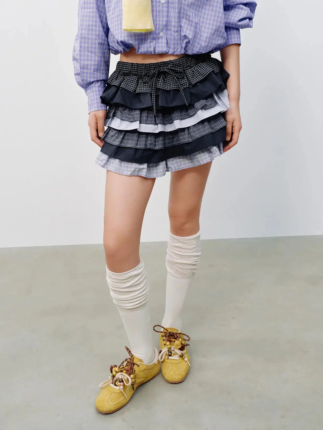 17147-drawstring-contrast-check-tiered-ruffle-a-line-mini-skirts-1.webp Drawstring Contrast Check Tiered Ruffle A-Line Mini Skirts