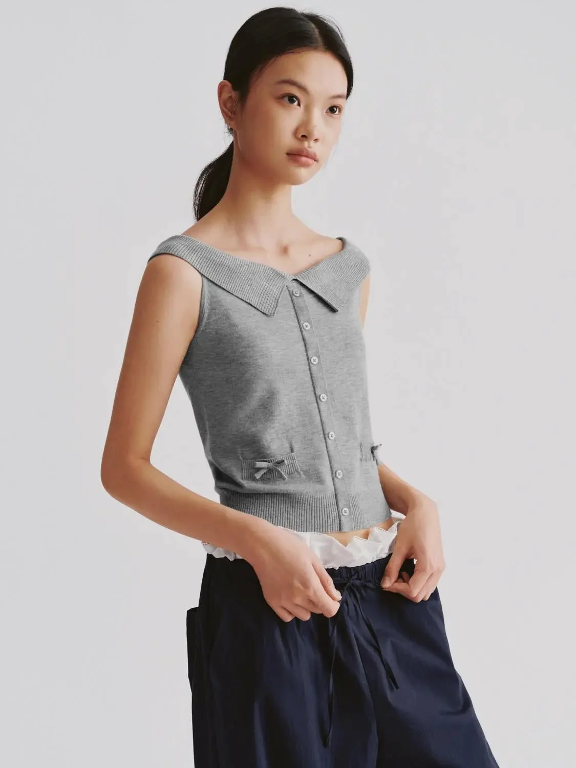 17175-cotton-knit-boat-neck-button-detail-sleeveless-t-shirts-2.webp Cotton Knit Boat Neck Button Detail Sleeveless T-Shirts