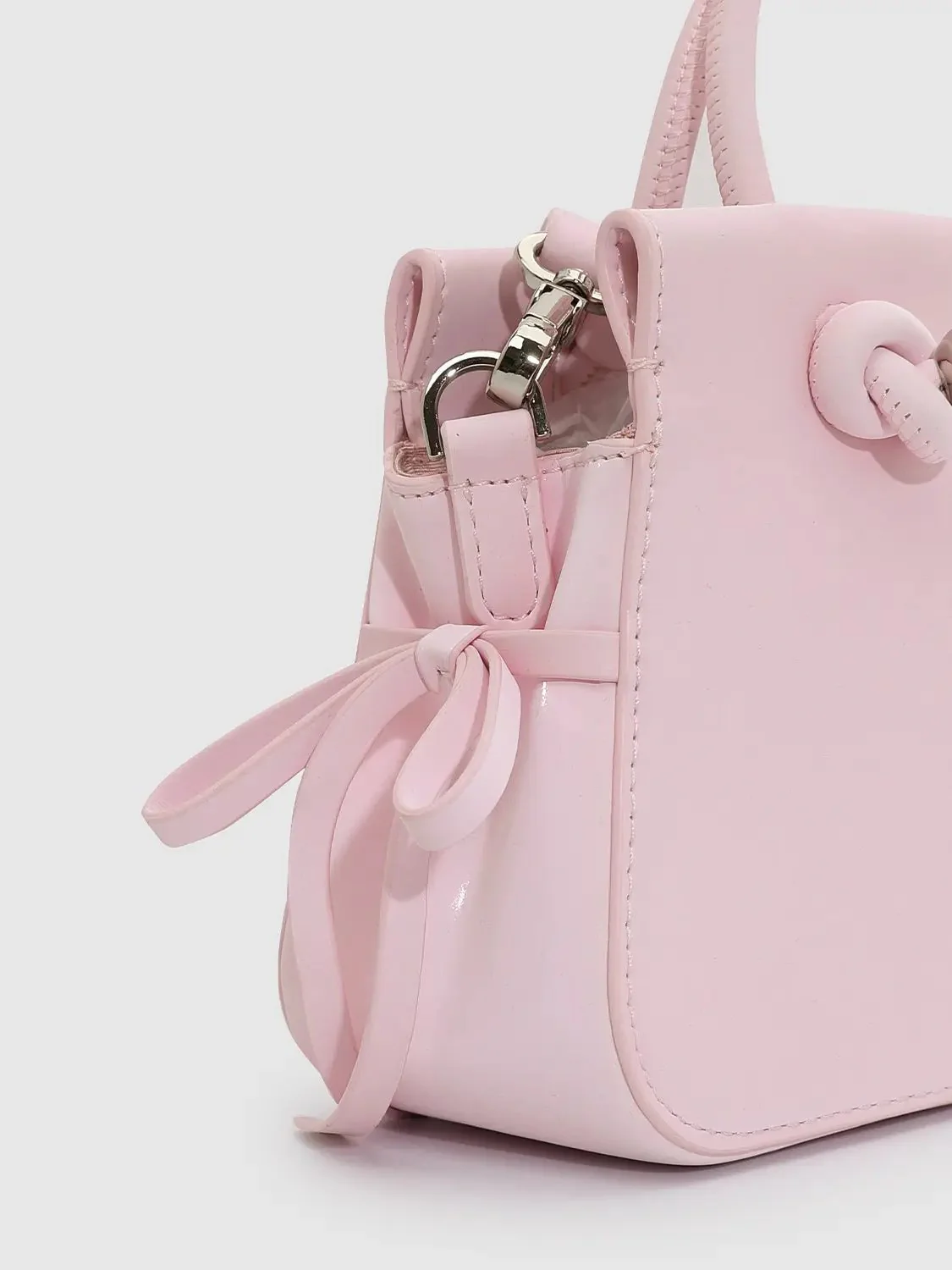 17181-faux-leather-bow-detail-handle-shoulder-bags-11.webp Faux Leather Bow Detail Handle Shoulder Bags