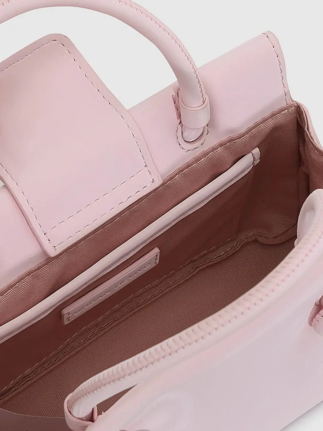 17181-faux-leather-bow-detail-handle-shoulder-bags-12.webp Faux Leather Bow Detail Handle Shoulder Bags
