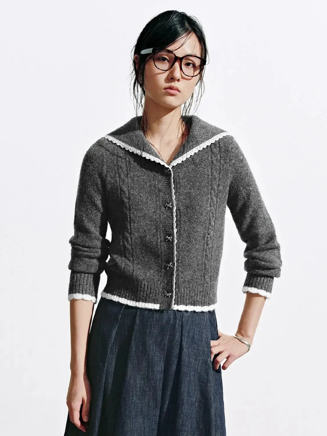 17198-collared-lace-trim-knitted-cardigans-9.webp Collared Lace Trim Knitted Cardigans