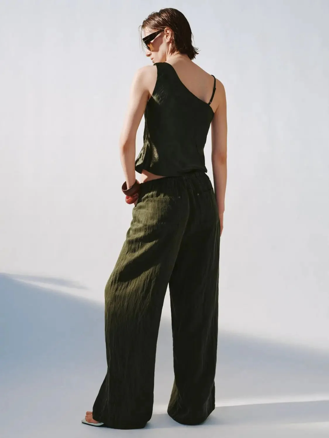Drawstring Wide Leg Pants With Slight Stretch Relaxed Fit