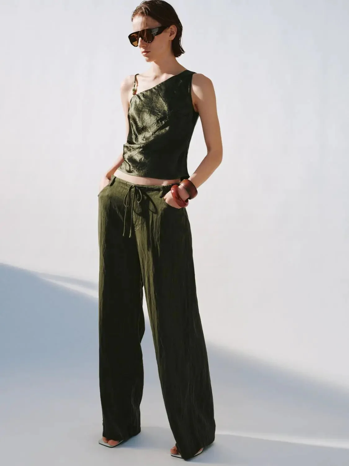 Drawstring Wide Leg Pants With Slight Stretch Relaxed Fit