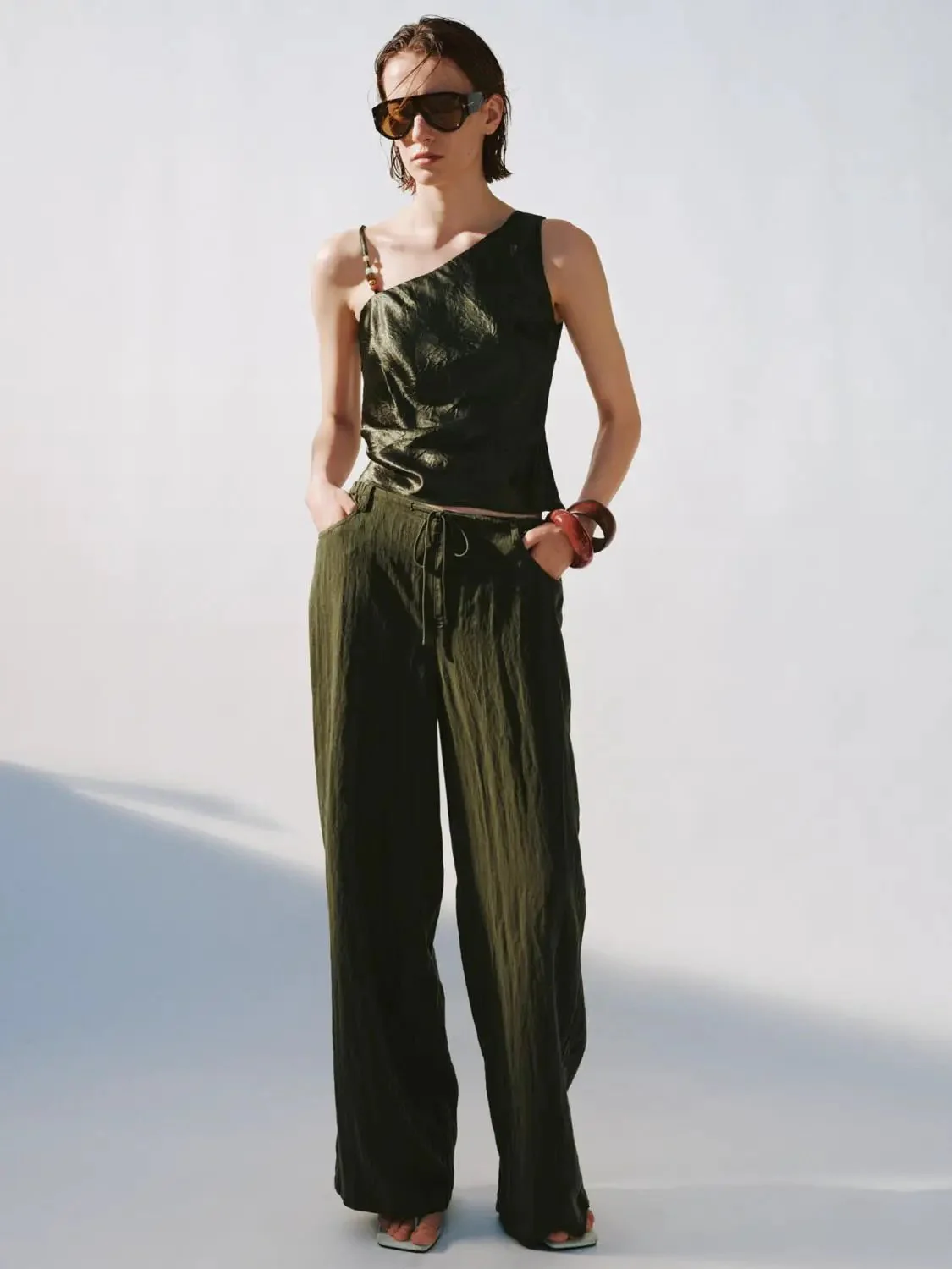 Drawstring Wide Leg Pants With Slight Stretch Relaxed Fit