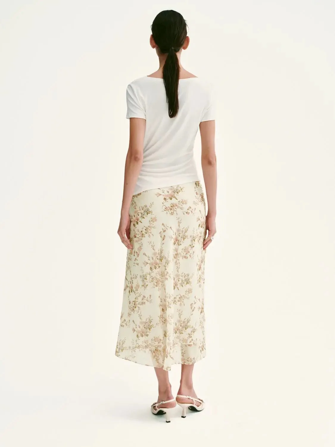 17222-ruffle-trim-fishtail-maxi-skirts-7.webp Ruffle Trim Fishtail Maxi Skirts