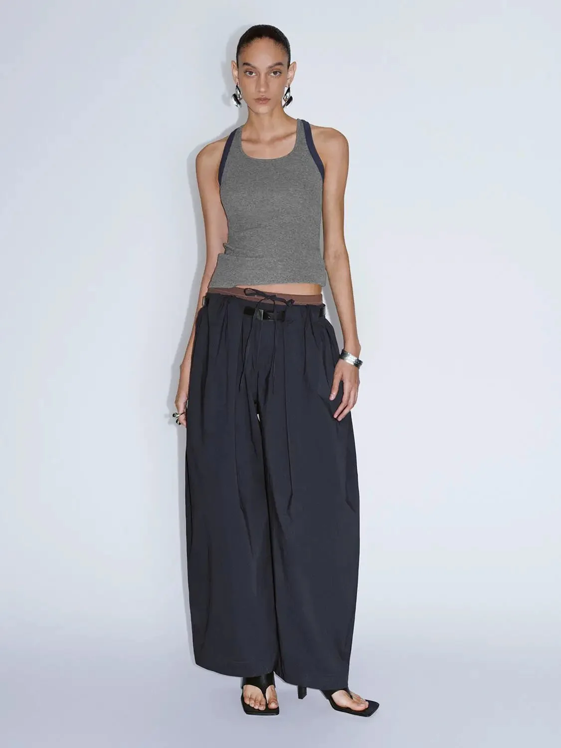 1723-barrel-pants-5.webp Barrel Pants
