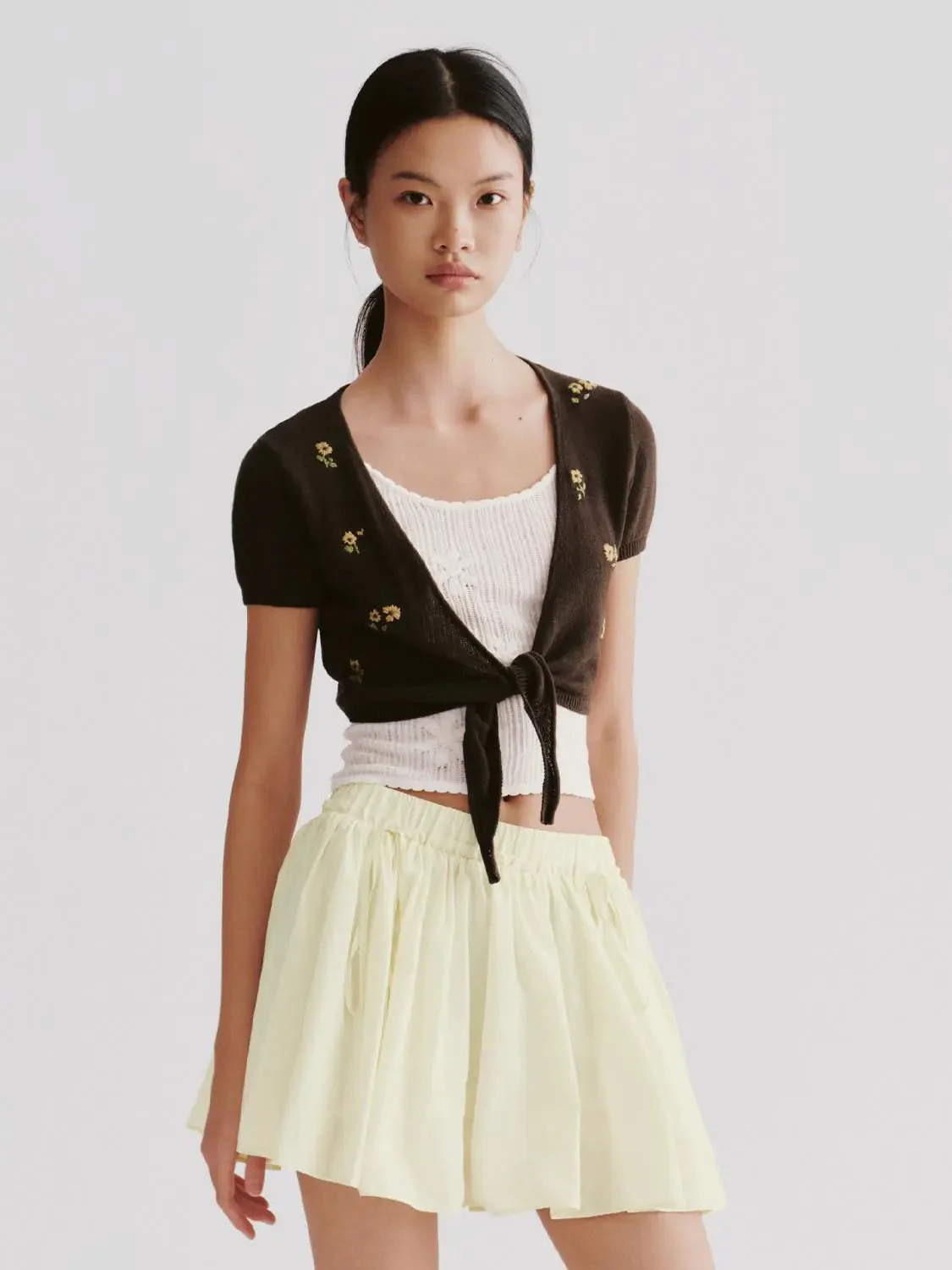 17266-embroidered-tie-front-cropped-knit-cardigans-9.webp Embroidered Tie Front Cropped Knit Cardigans