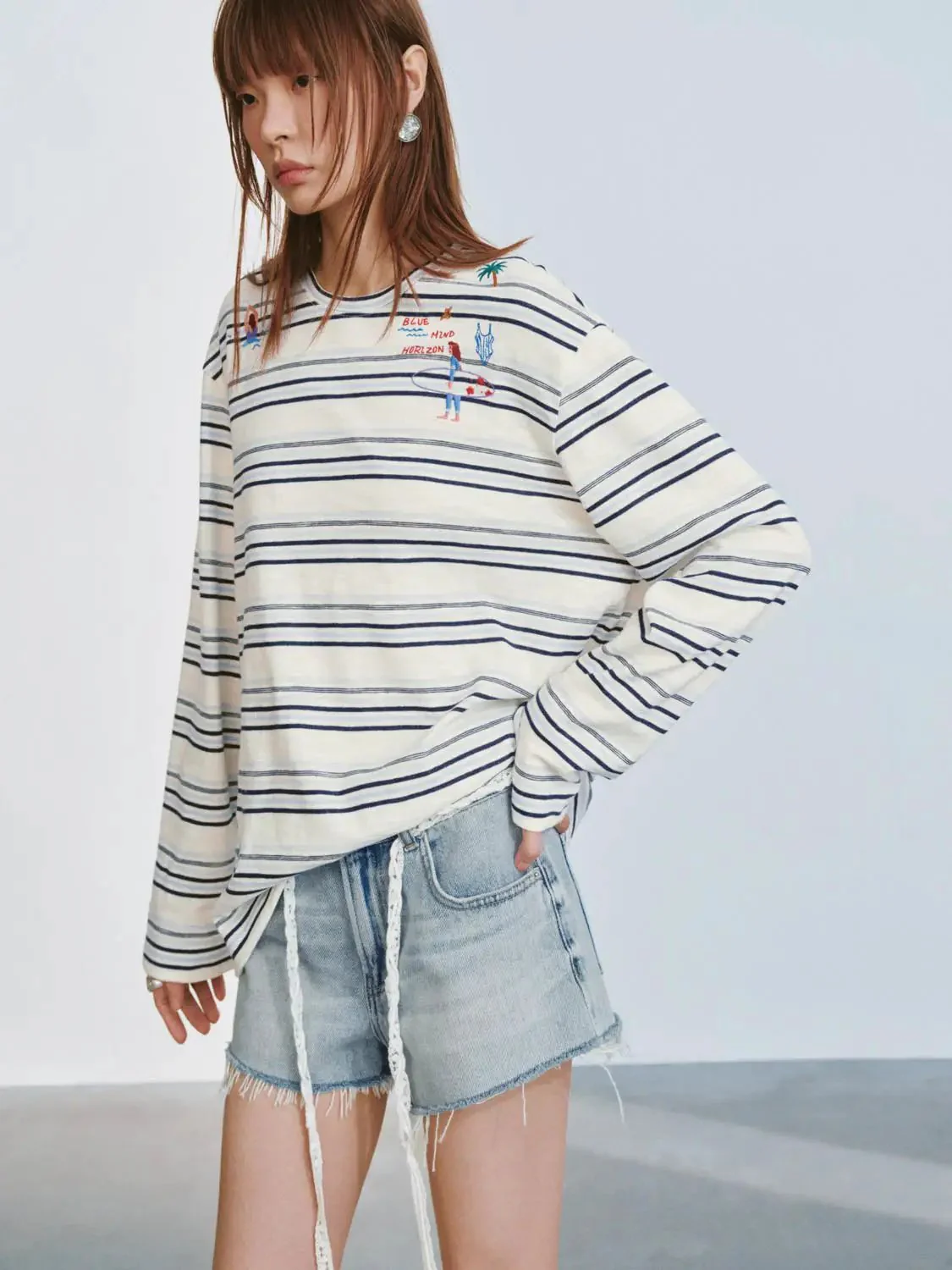 17272-embroidered-contrast-striped-long-sleeve-t-shirts-top-2.webp Embroidered Contrast Striped Long Sleeve T-Shirts Top