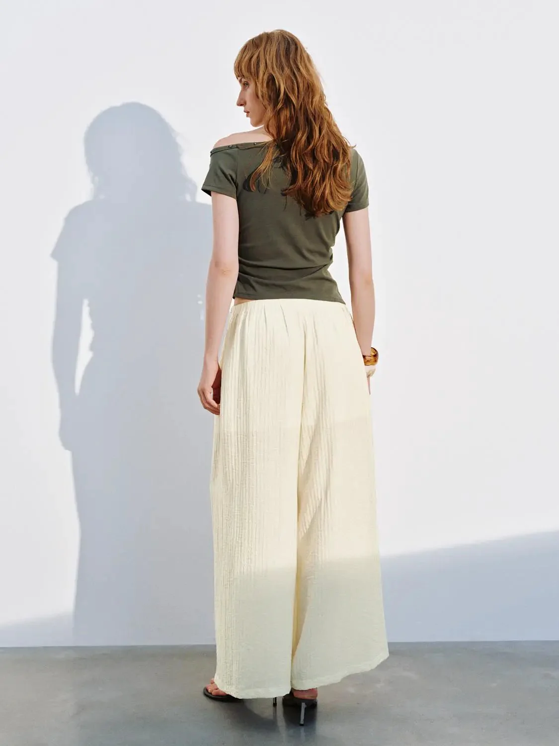 17318-cotton-blend-one-shoulder-ruched-t-shirts-6.webp Cotton Blend One Shoulder Ruched T Shirts