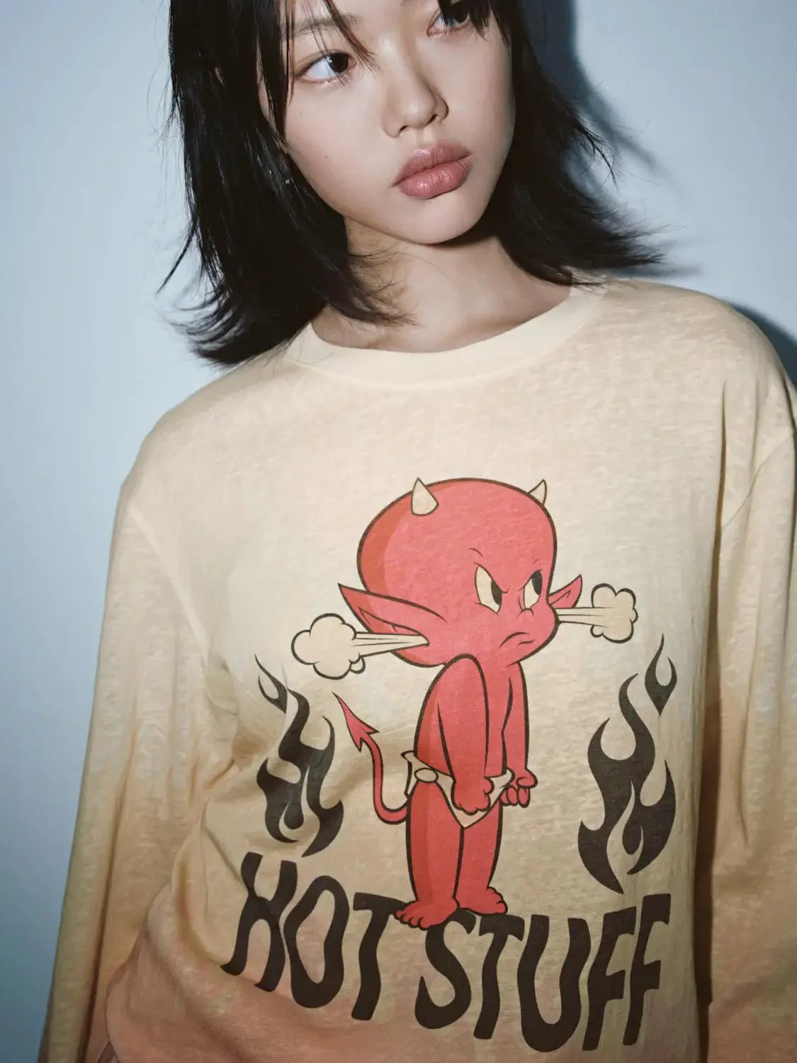 17330-cotton-blend-gradient-print-long-sleeve-graphic-t-shirt-3.webp Cotton Blend Gradient Print Long Sleeve Graphic T Shirt