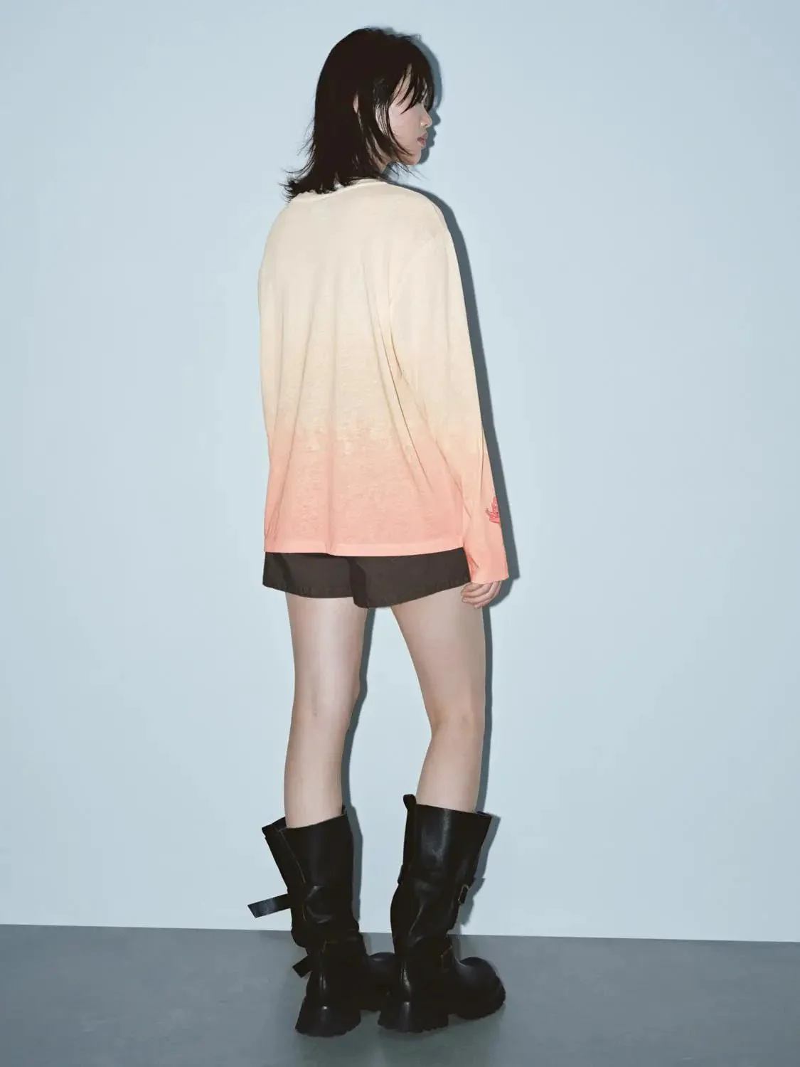 17330-cotton-blend-gradient-print-long-sleeve-graphic-t-shirt-6.webp Cotton Blend Gradient Print Long Sleeve Graphic T Shirt