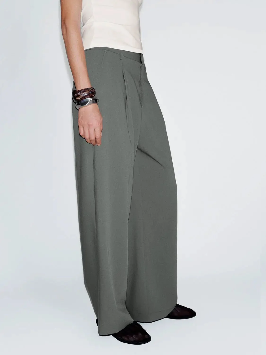 17336-pleated-tailored-straight-leg-pants-3.webp Pleated Tailored Straight Leg Pants
