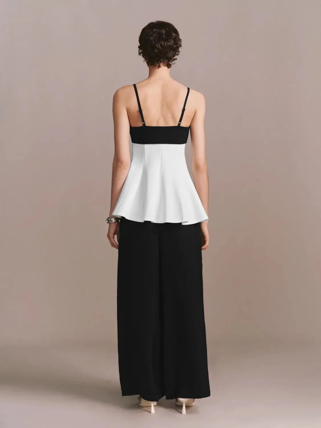 17361-pleat-detail-wide-leg-pants-with-slight-stretch-for-classic-fit-7.webp Pleat Detail Wide Leg Pants With Slight Stretch For Classic Fit