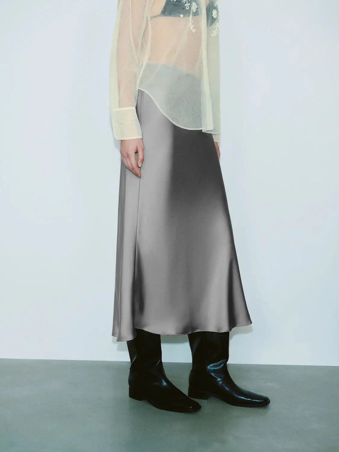 17456-fishtail-skirts-3.webp Fishtail Skirts
