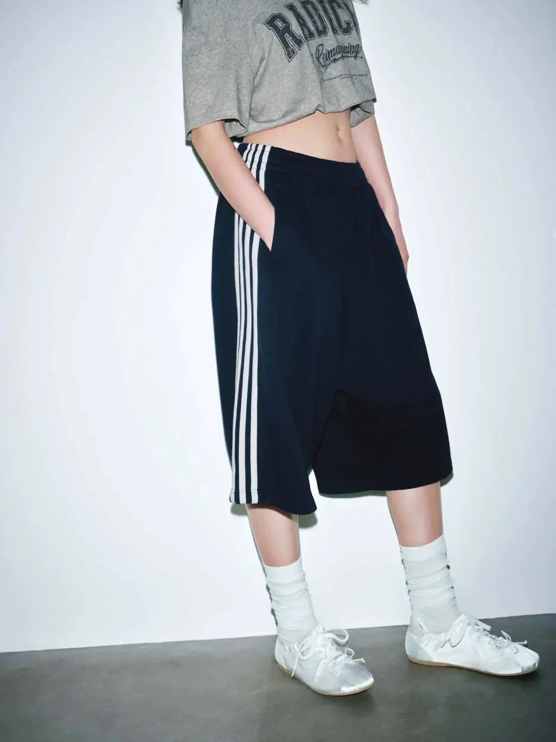 17484-cotton-blend-contrast-stripe-wide-leg-pants-11.webp Cotton Blend Contrast Stripe Wide Leg Pants