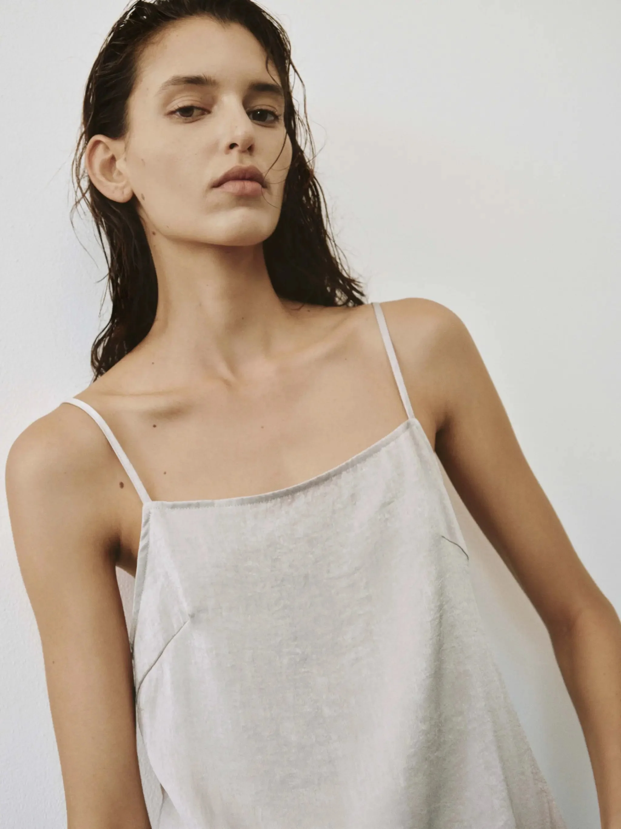 17512-soft-fluid-silhouette-with-lace-trim-cami-tops-3.webp Soft Fluid Silhouette With Lace Trim Cami Tops