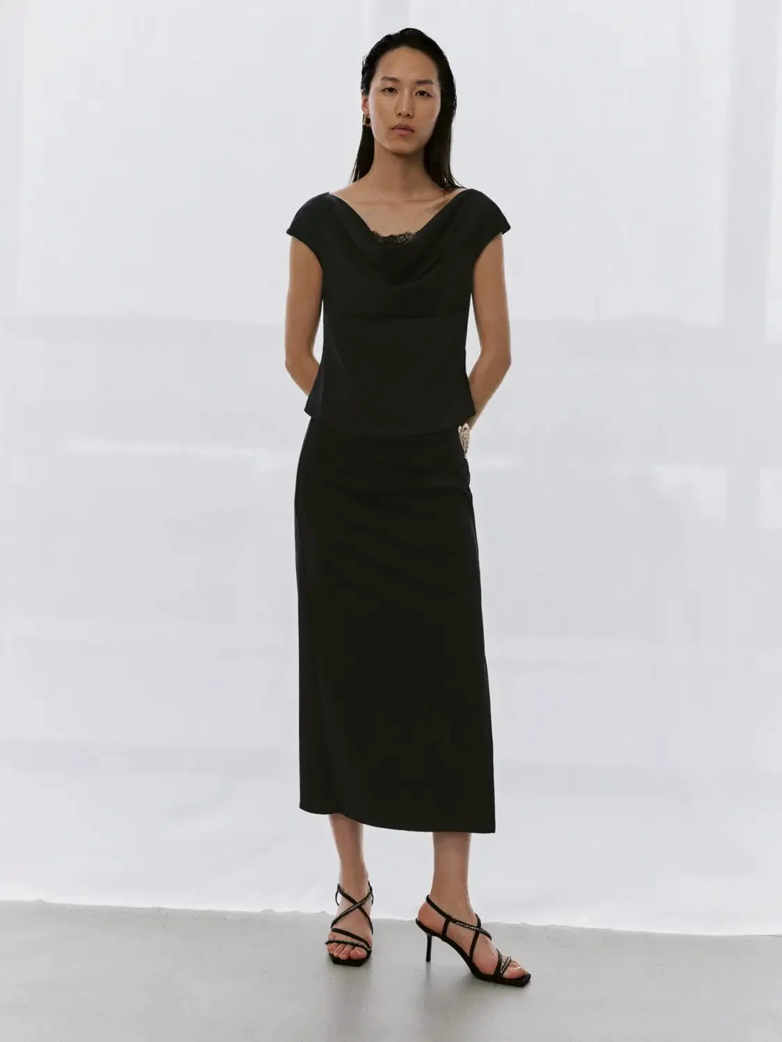 17541-v-neck-capped-sleeve-overhead-lace-shirt-13.webp V-Neck Capped Sleeve Overhead Lace Shirt