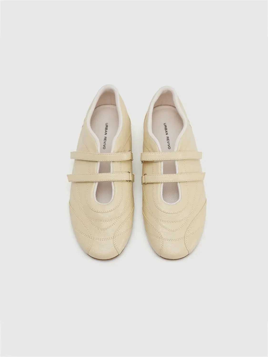 1763-beige-smooth-upper-two-strap-mary-jane-pumps-4.webp Beige Smooth Upper Two-Strap Mary Jane Pumps