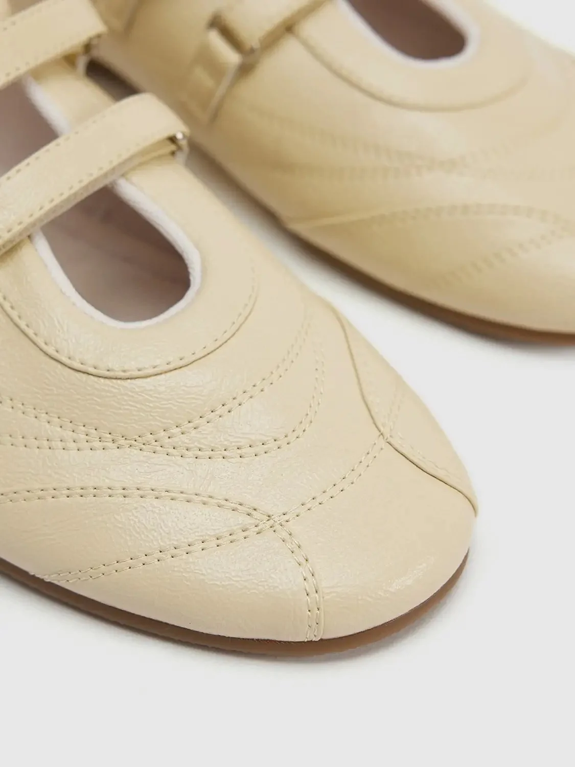 1763-beige-smooth-upper-two-strap-mary-jane-pumps-5.webp Beige Smooth Upper Two-Strap Mary Jane Pumps