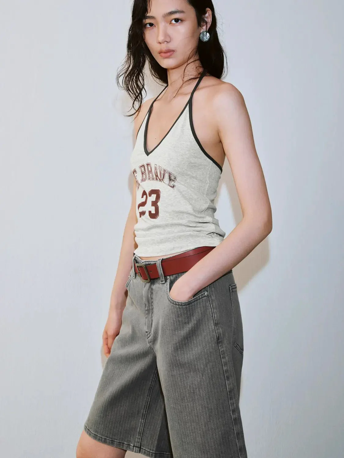 17647-cotton-blend-halter-neck-printed-skinny-fit-tank-tops-2.webp Cotton Blend Halter Neck Printed Skinny Fit Tank Tops