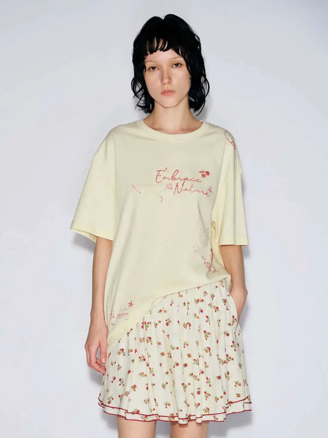 17670-soft-cotton-printed-crew-neck-floral-script-t-shirts-1.webp Soft Cotton Printed Crew Neck Floral Script T-Shirts