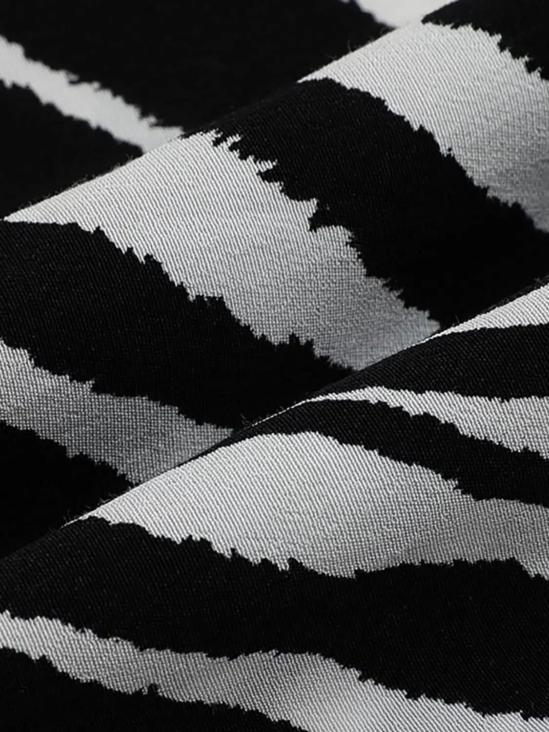 17676-zebra-print-sleeveless-asymmetric-overhead-shirts-3.webp Zebra Print Sleeveless Asymmetric Overhead Shirts