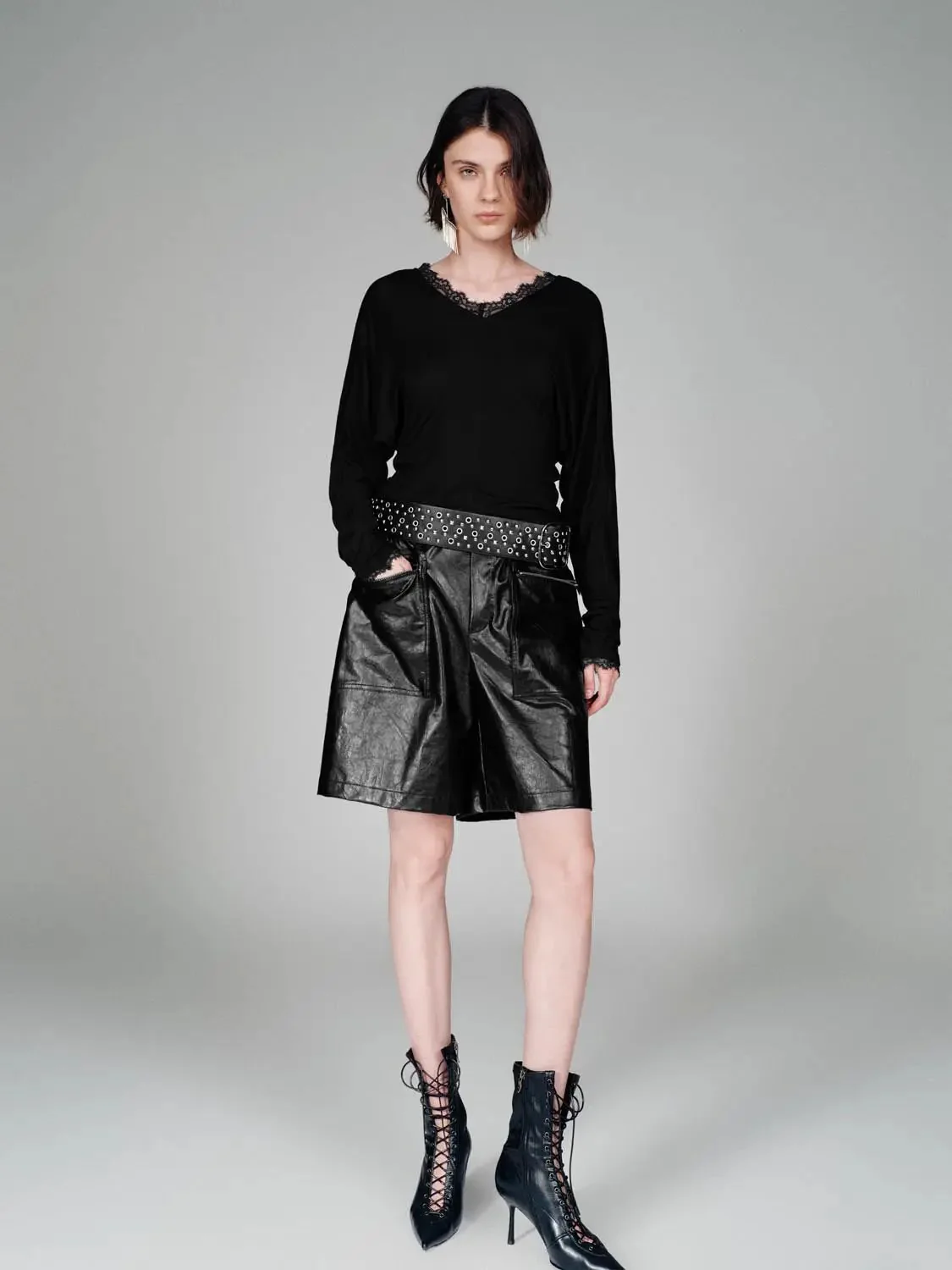 17682-lyocell-wool-blend-v-neck-lace-ruched-long-sleeve-t-shirt-4.webp Lyocell Wool Blend V Neck Lace Ruched Long Sleeve T Shirt