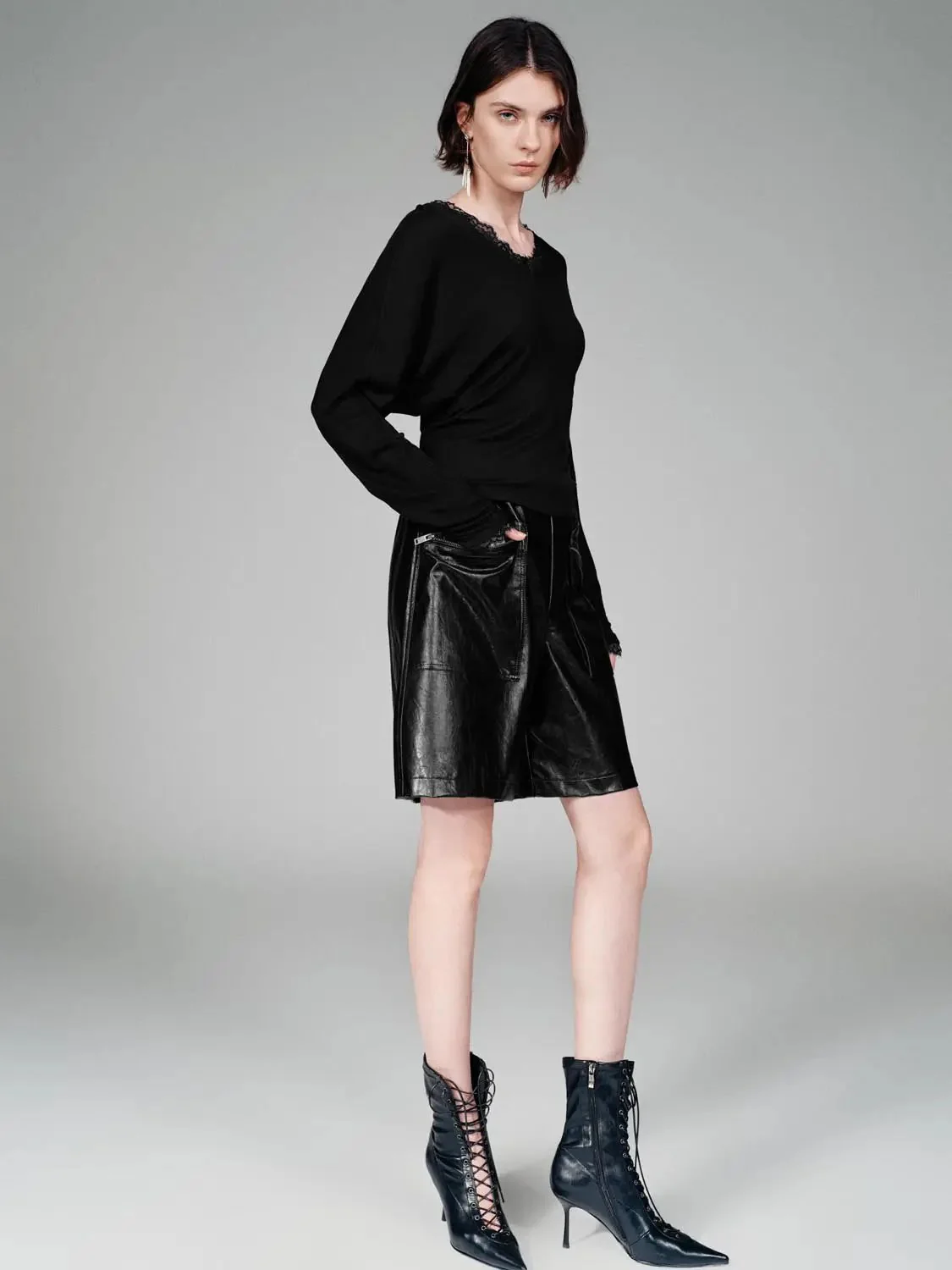 17682-lyocell-wool-blend-v-neck-lace-ruched-long-sleeve-t-shirt-5.webp Lyocell Wool Blend V Neck Lace Ruched Long Sleeve T Shirt