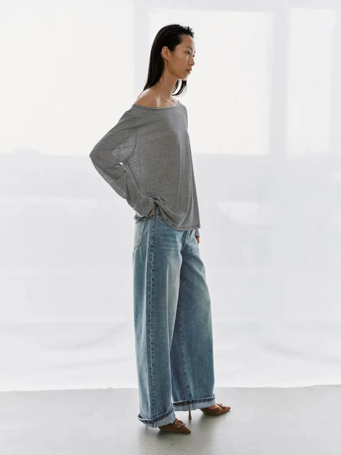 17736-boat-neck-striped-lyocell-blend-long-sleeve-tee-5.webp Boat Neck Striped Lyocell Blend Long Sleeve Tee
